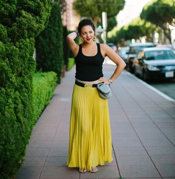 Fashion-Forward Fanny Packs (With a Purpose): Meet Hiip Founder Nicole ...