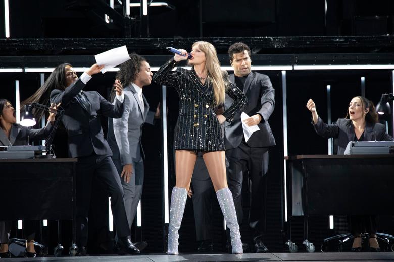 Swift dons a suit while performing “The Man." Credit: Jasmeet Sidhu