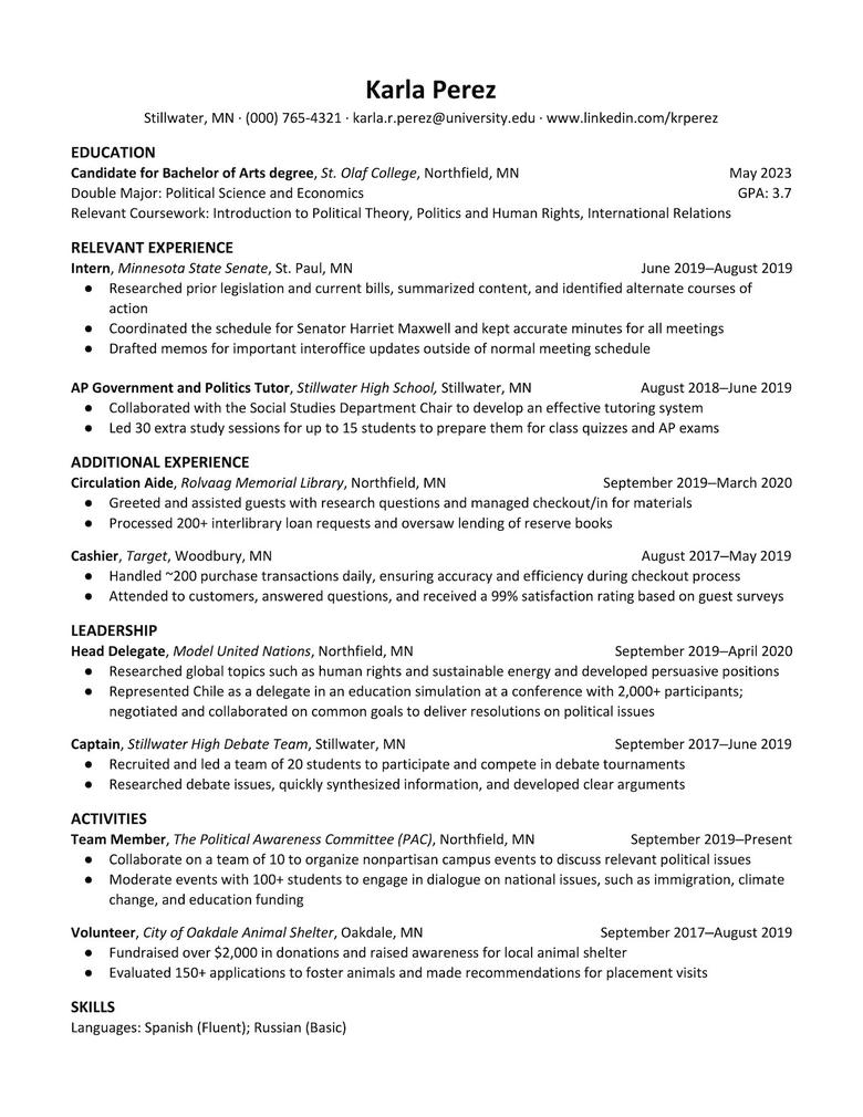 good resume for college application
