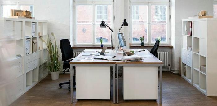 17 Things to Keep in Your Desk at Work